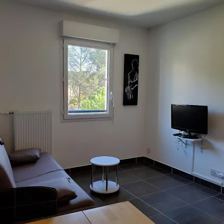 St Raphael Studio 30m2 Climatise 3 Personnes Pisci Apartman *